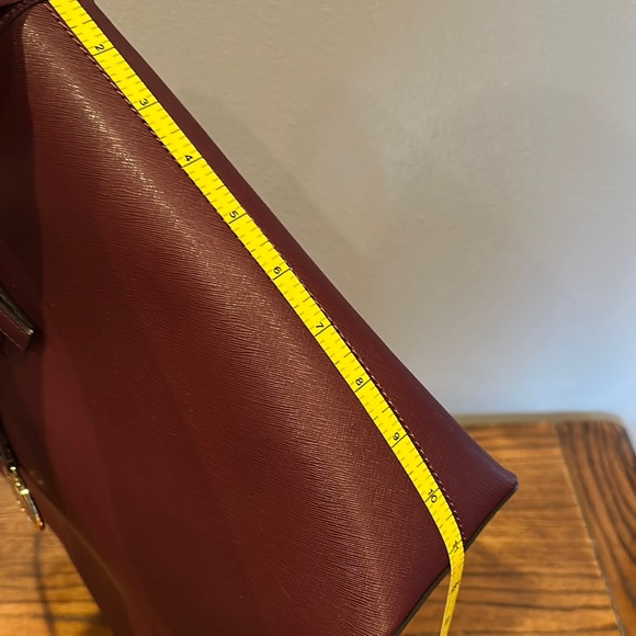 Michael Kors Merlot Leather Tote with Gold Hardware - Picture 14 of 16